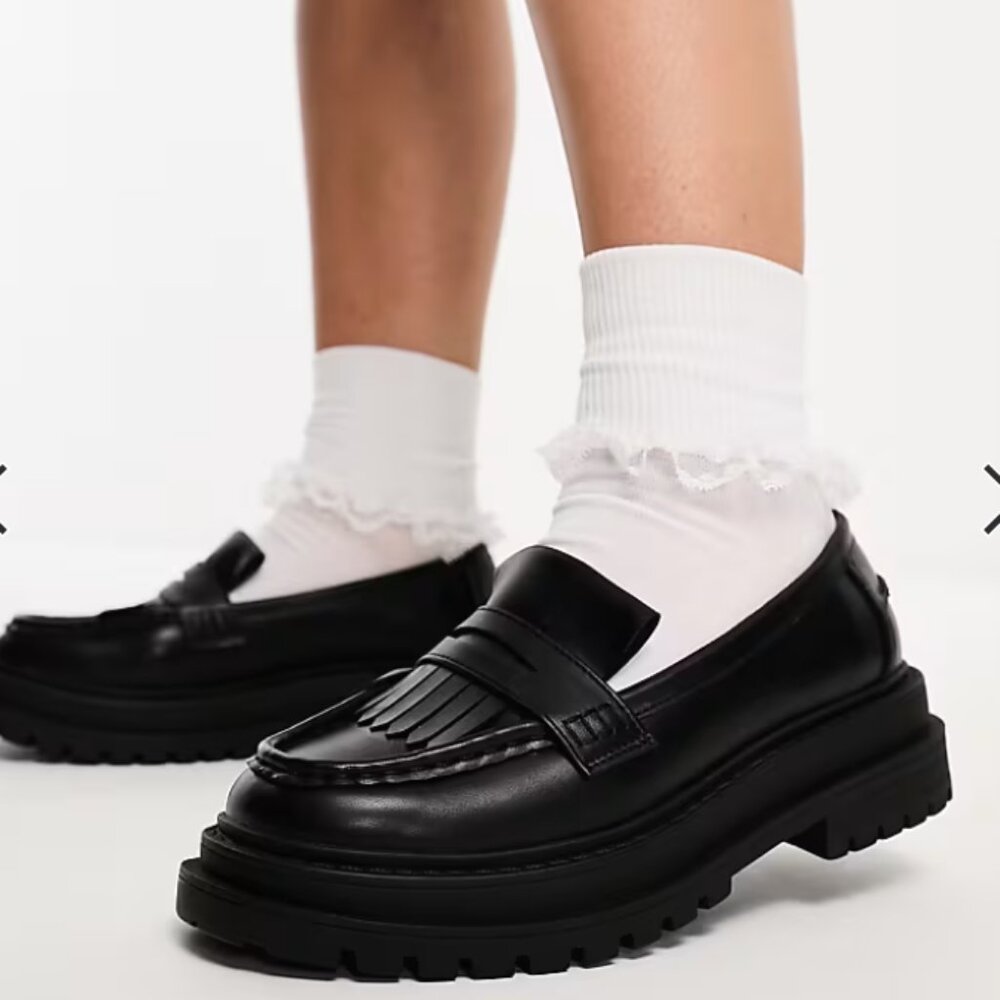 ASOS DESIGN Wide Fit Majesty chunky fringed loafers in black